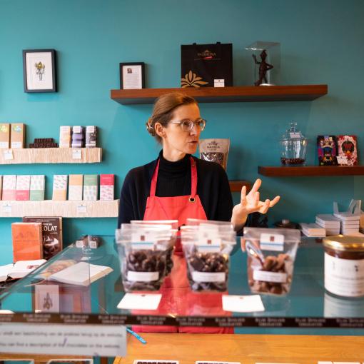 Meet the chocolatier and taste delicious local chocolate! 